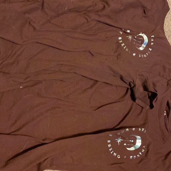 2 Aeropostle T-shirts - Picture 1 of 4